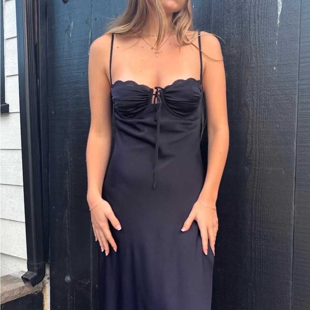 Scalloped Top Black Spaghetti Strap Maxi Dress